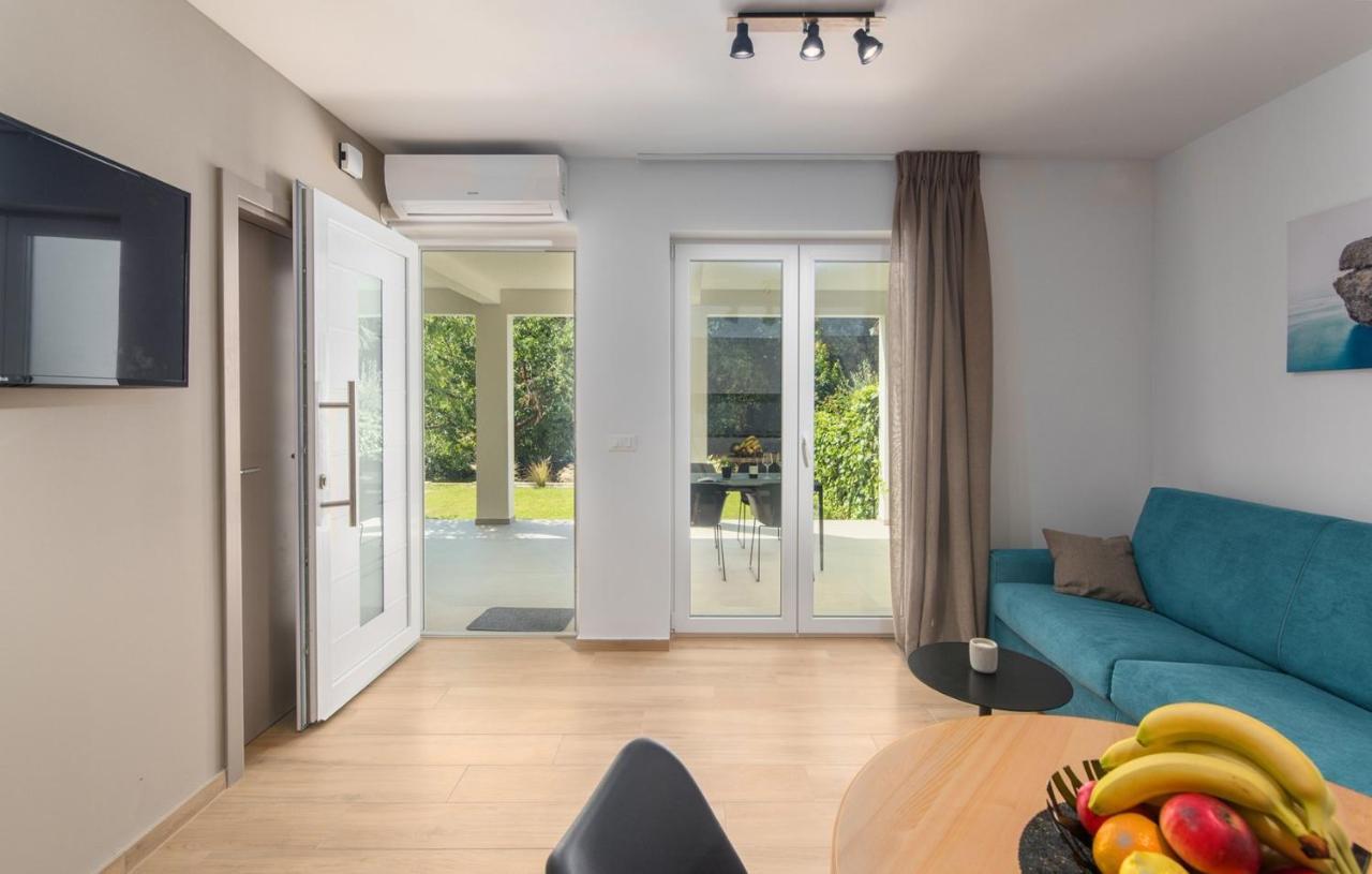 Apartment Vitamare Poreč Extérieur photo